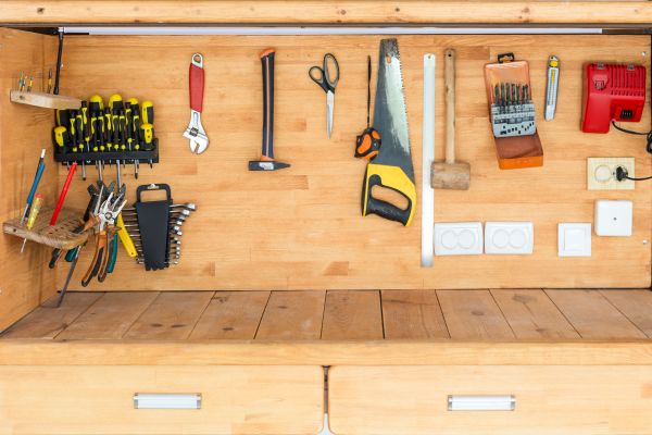 Workbench Assembly in Draper